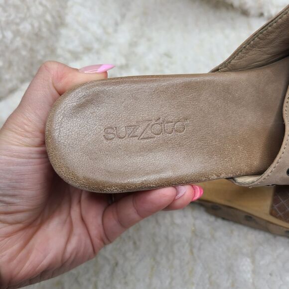 SuzZato Beige Leather Slide Wooden Platform Sandals with Stud Accents Size 39 - Picture 8 of 9